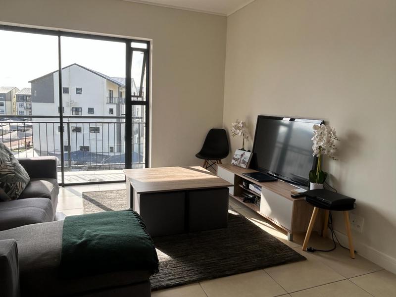 To Let 1 Bedroom Property for Rent in Sandown Western Cape